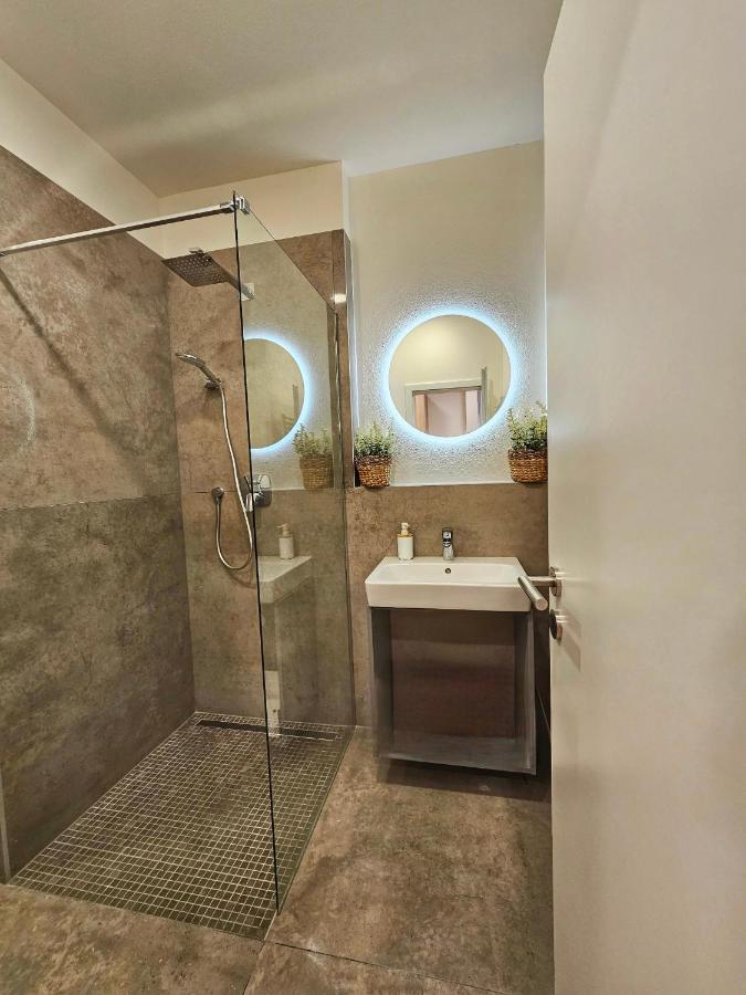 2 Room Apartment, New Building, Bosakova Street, 28 Bratislava Luaran gambar